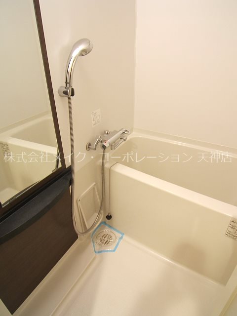 ※入居中の為別部屋写真使用現状優先 アソシアグロッツォ天神ミッドシティ 風呂画像