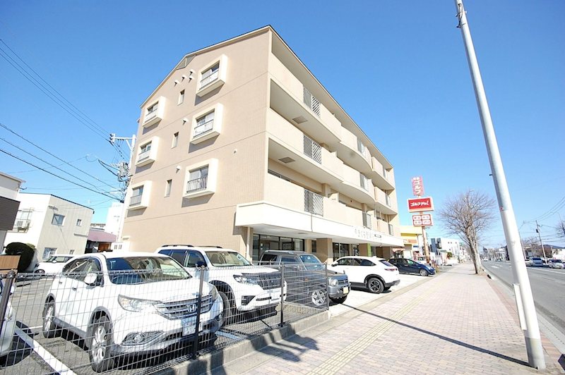 アザレアコート 外観