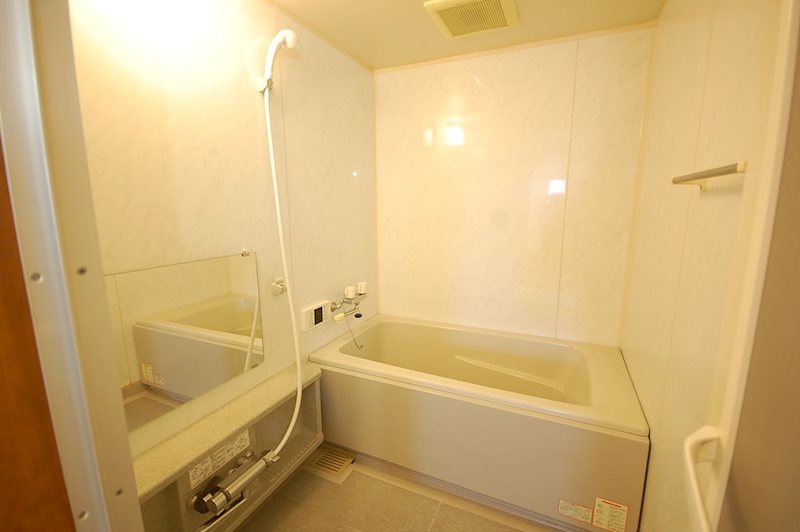 バス アザレアコート 風呂画像