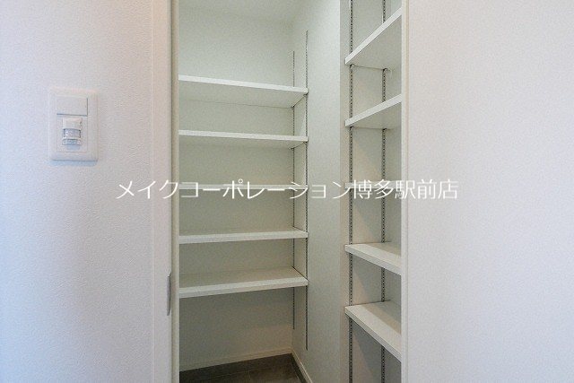 エンクレスト博多駅南GRACE 玄関