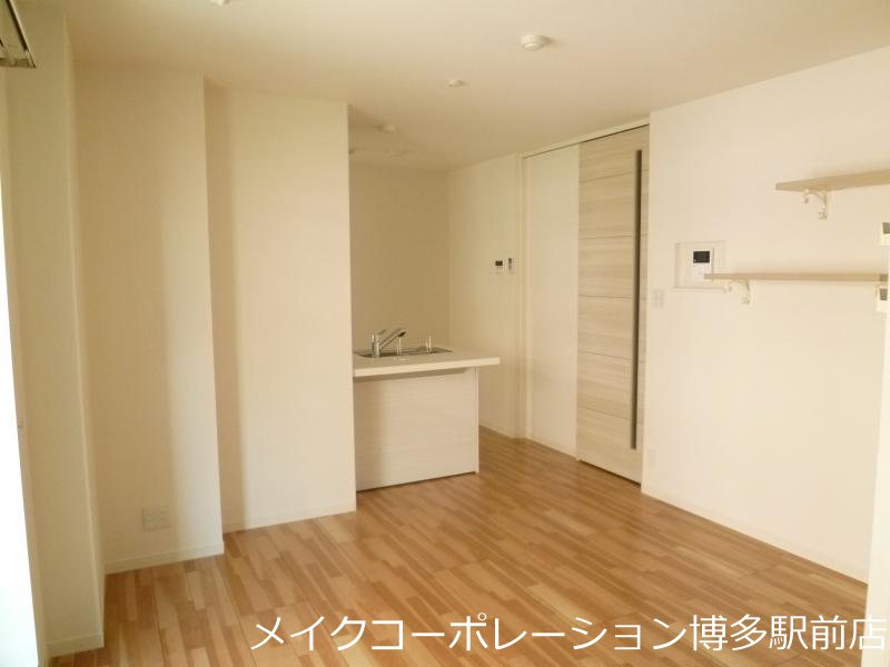 ラサンテ大橋 リビング