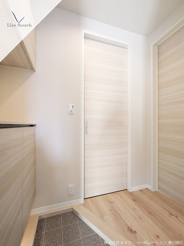 玄関 フォーレストⅡ B棟 玄関