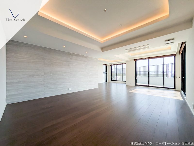 フォレスタリア高宮浄水 リビング