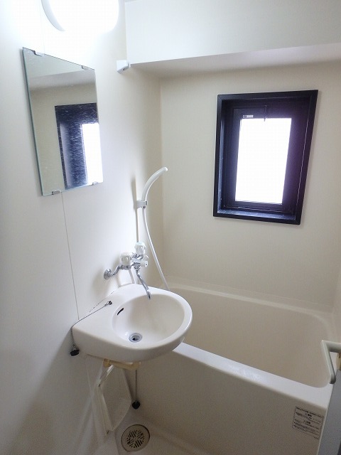 バス ピュアドームパレス博多 風呂画像