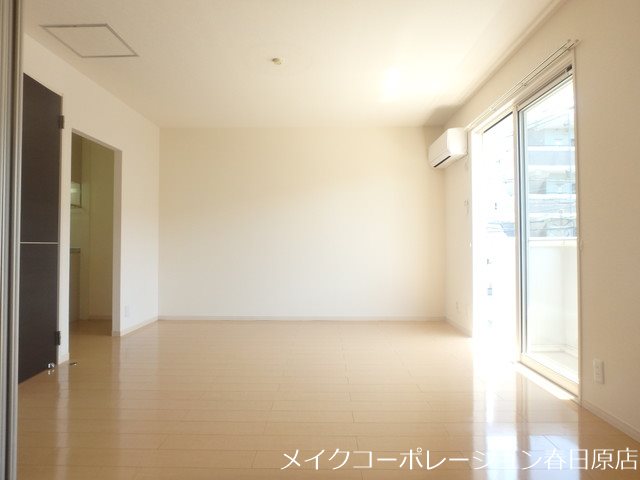 ロワ・ドミールⅡ リビング