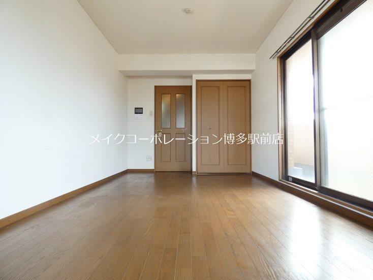 エンクレスト博多駅南  リビング