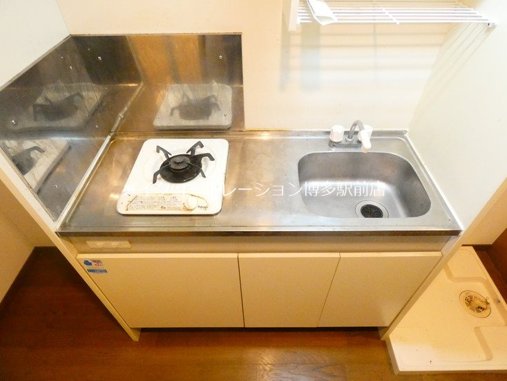 エンクレスト博多駅南  キッチン