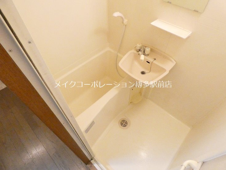 エンクレスト博多駅南  風呂画像