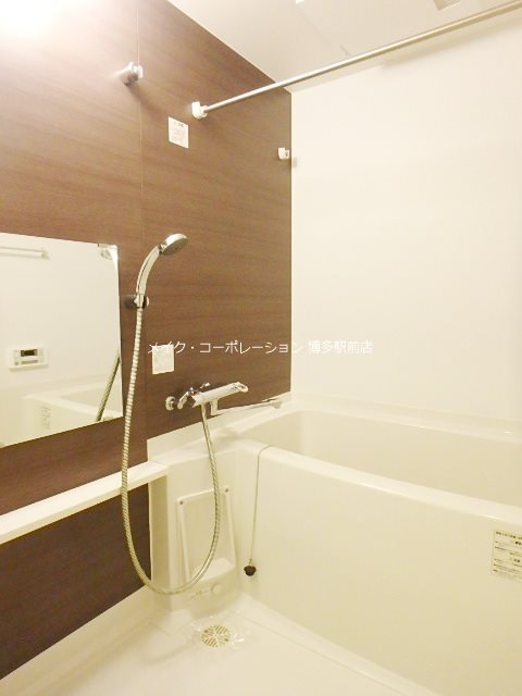 ラクレイス西新レジデンシャルタワー 風呂画像