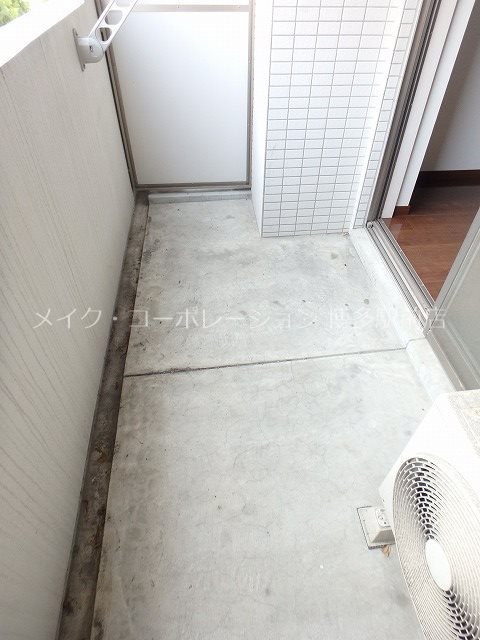 アクアヒルズ天神東 ベランダ