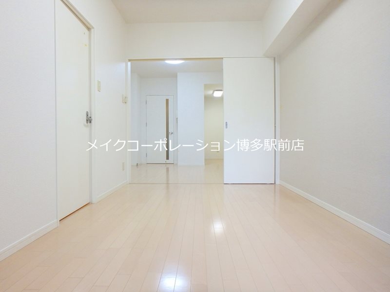 レジディア薬院大通 リビング