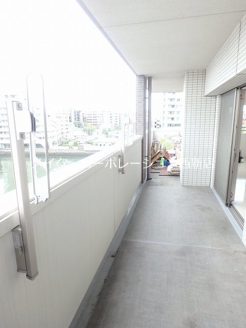 アプリークス百道浜 ベランダ