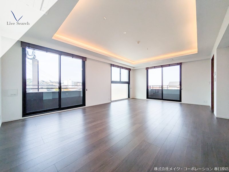 リビング フォレスタリア高宮浄水 リビング