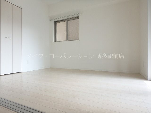 ベッドルーム RUSSIE博多駅 ベッドルーム