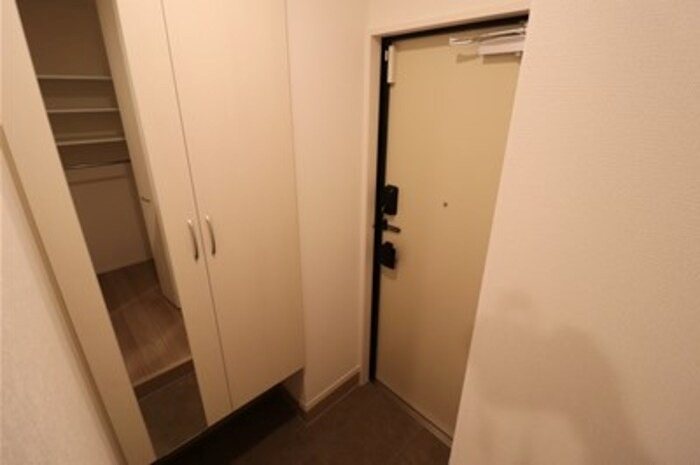 玄関 ベルフィオーレ姪浜 玄関