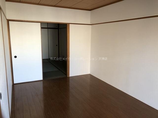 今泉ハイツ 玄関