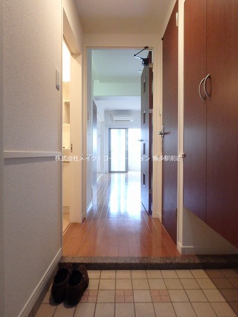 シャローム天神北 玄関