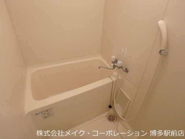 同物件別部屋引用・現状優先です♪ ダイナコートエスタディオレシェンテ 風呂画像