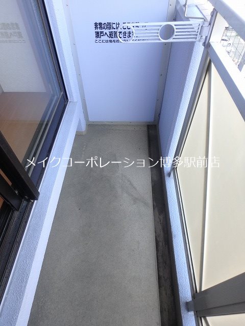 同物件別部屋引用・現状優先です♪ ダイナコートエスタディオレシェンテ ベランダ