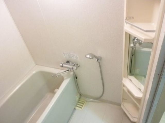 ※入居中の為別部屋写真使用現状優先 メルクリオけやき通り 風呂画像