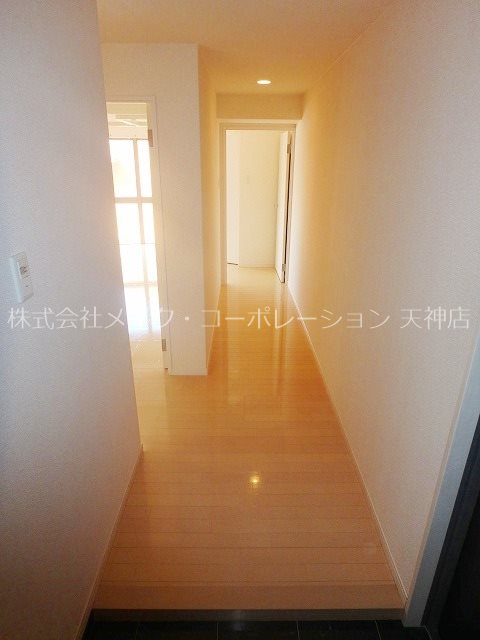 S-FORT警固タワー 玄関