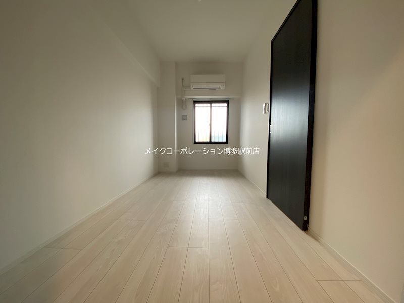 ※写真は棟内別部屋参考写真 S-RESIDENCE博多駅南afford ベッドルーム