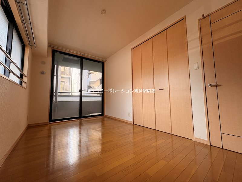 ベッドルーム ラ・ペール・モリ ベッドルーム