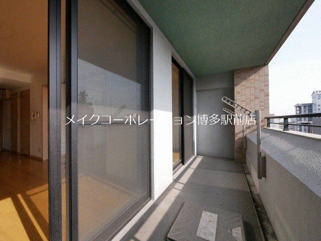 ベランダ ラ・ペール・モリ ベランダ