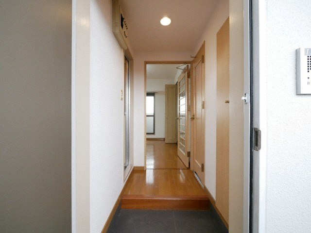 モア・フィールド箱崎Ⅱ 玄関