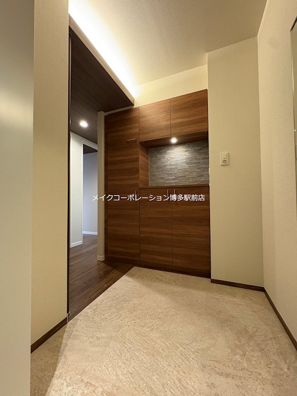 玄関 メゾン ド パルク 清水 玄関