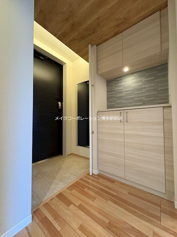 玄関 メゾン ド パルク 清水 玄関