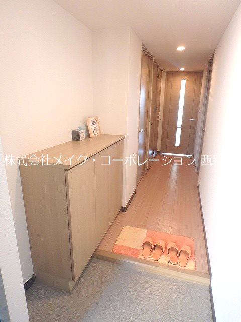 プライムメゾン百道浜 玄関