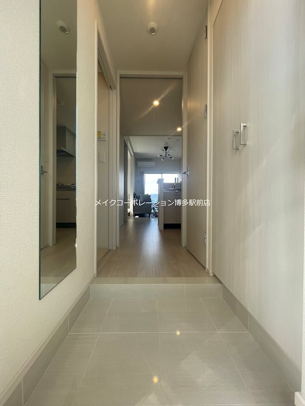 ※同物件別部屋引用・現状優先です。 アルティザ博多ベイコート 玄関