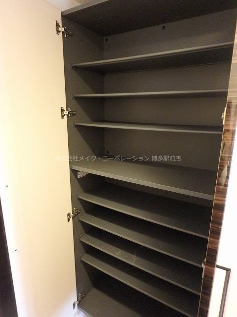 玄関 キルンズ博多駅南 玄関