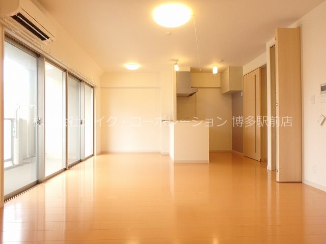 リビング キルンズ博多駅南 リビング