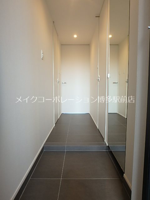Ropponmatsu View Apartment 玄関