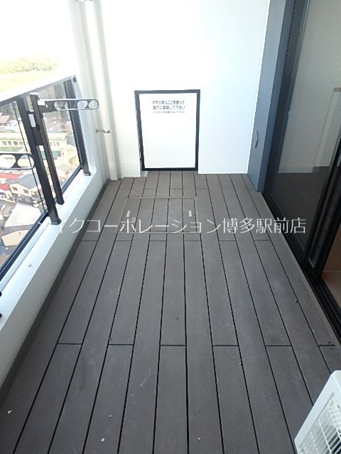 Ropponmatsu View Apartment ベランダ