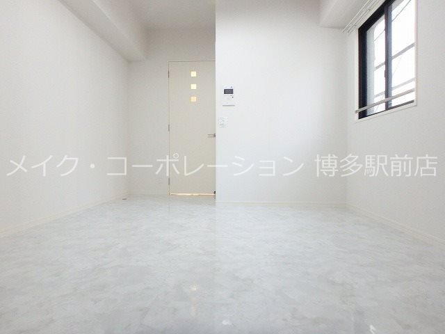 リビング ザ・レジデンス博多 リビング