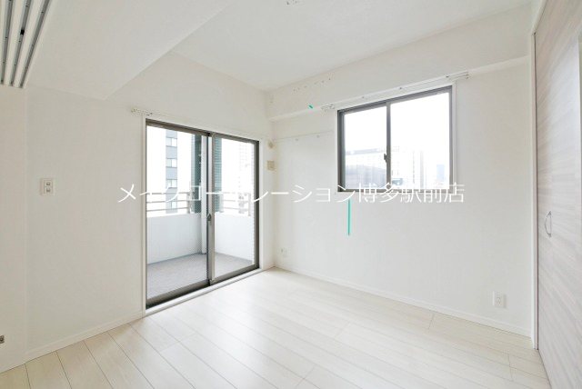 ベッドルーム エンクレスト大手門Ⅲ ベッドルーム