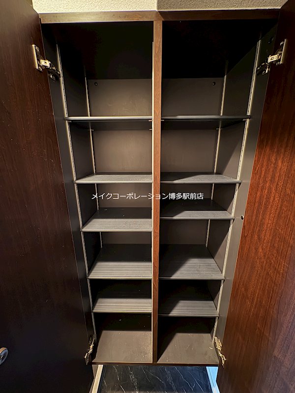 ※室内写真は棟内別部屋参考写真です レジデンス住吉 玄関