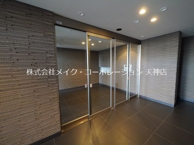 玄関 ベルメゾン西公園テラス 玄関