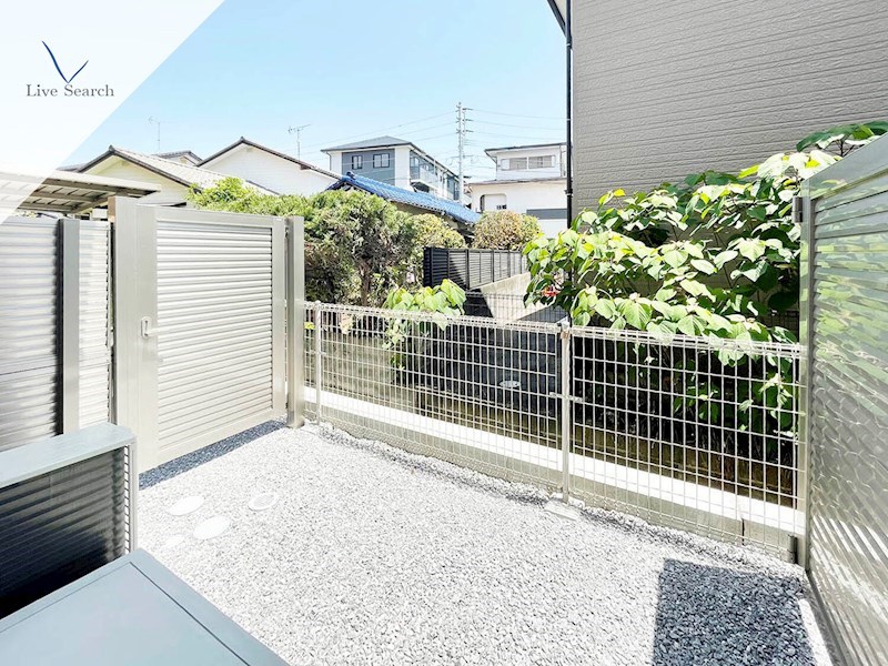 写真は同型タイプ D-room野間大池 ベランダ