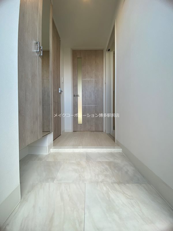 レジデンス23  玄関