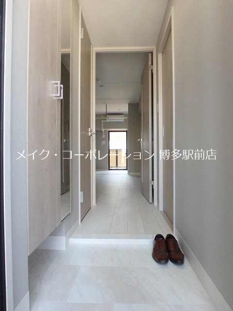 ヴァロアール博多 玄関