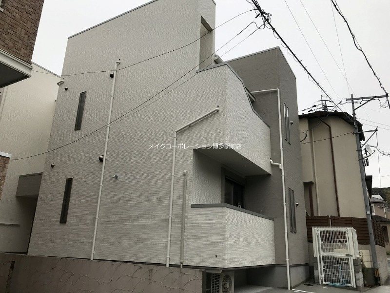 GRANDIC F　六本松 外観