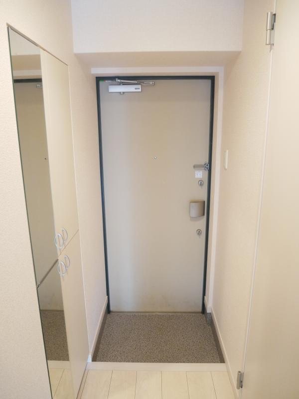 プランドール  玄関