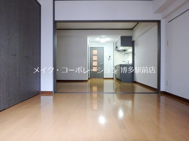 ロイヤル神屋 ベランダ