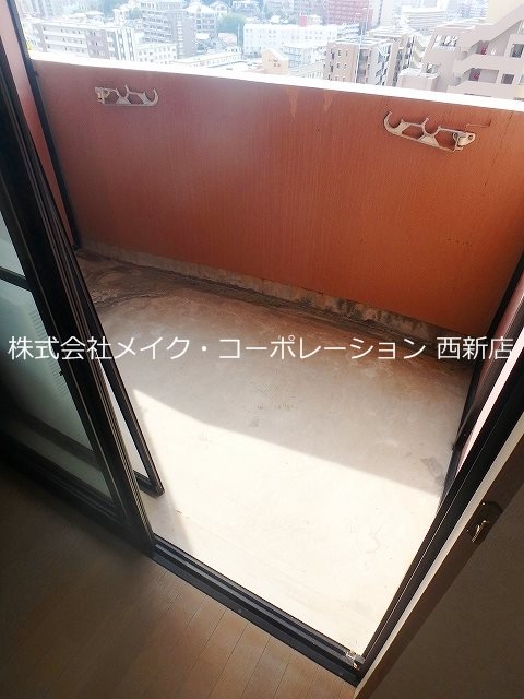テラ・ロッサ西新～ネット無料～ ベランダ