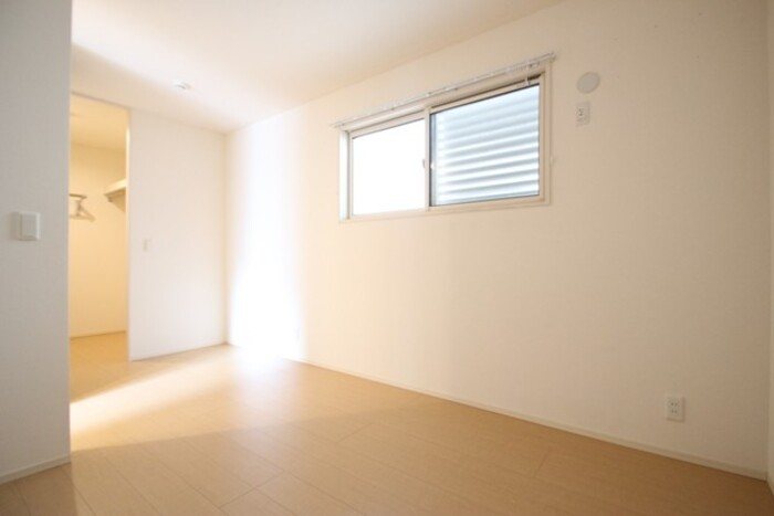 ユニヴェール小笹 ベッドルーム