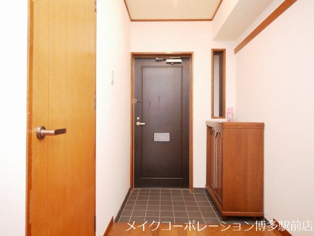同物件別部屋引用です♪ 日之出ビル野間 玄関